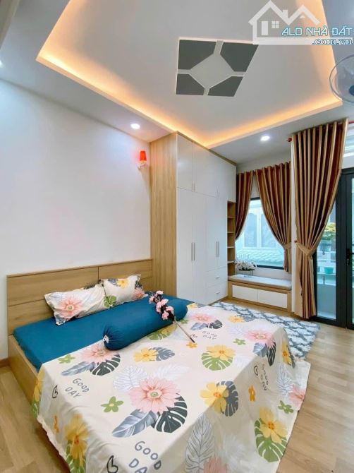 Hẻm xe hơi - Ô tô đỗ cửa - Bán nhà đường Sư Vạn Hạnh, Q10, DT: 44,2m2, Pháp lý sẵn. - 4