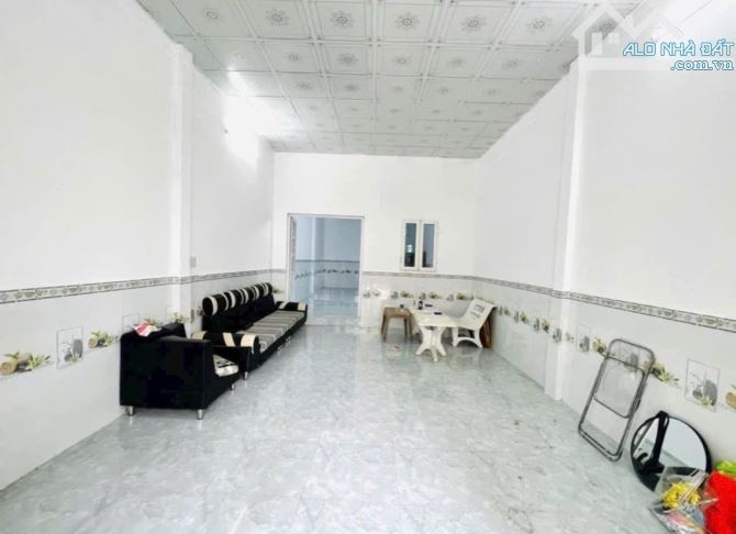 Bán gấp căn nhà tường cấp 4 ở ngay Cầu Vượt Củ Chi,Tân An Hội , Sổ Hồng Riêng, 620triệu - 4