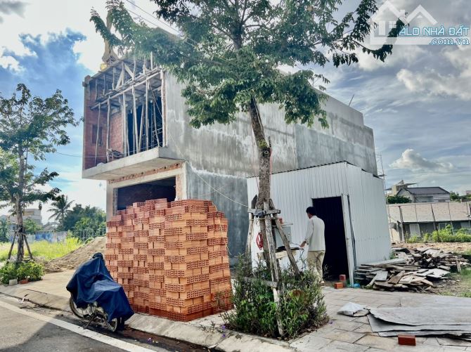 Thanh toán trước 516 triệu sở hữu đất Phố Chợ Hàng Rượu, vị trí buôn bán kinh doanh sầmuất