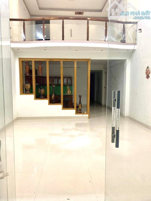 💥Nhà Mê Lửng,TC 4,5*22m,hẻm 118 Ynue Thông hẻm 28 Mai Thị Lựu,nhiều lô mặt tiền khác