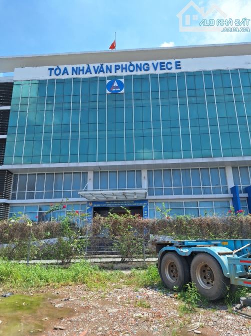 BÁN ĐẤT MẶT TIỀN NGUYỄN THỊ TƯ- CẢNG PHÚ HỮU DIỆN TÍCH 300M2 GIÁ TỐT NHẤT THỊ TRƯỜNG 15 TỶ - 1