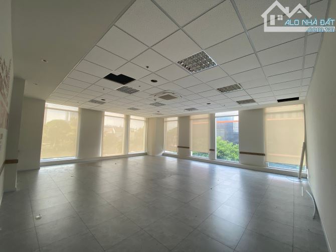 Cho Thuê Văn Phòng Đường Hồng Hà, Phú Nhuận. DT 100m2 - 19tr/ tháng - 1