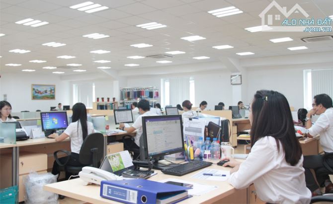 Văn Phòng Quận Bình Thạnh Khu D Giá Rẻ, 80-140m2, View Kính, Tòa Lớn - 2