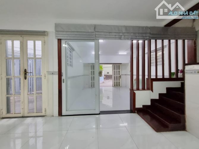 Ngay Ngã tư Hàng Xanh, 5 phút sang Quận 1, 79m2, 3 mặt thoáng, chỉ 12 tỷ 400 - 2