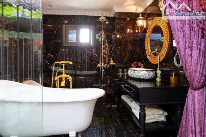 3 PHÚT TỚI HỒ GƯƠM,DÒNG TIỀN 10TỶ/NĂM,BÁN SIÊU KHÁCH SẠN 385M,72TỶ