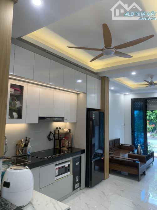 Bán nhanh nhà đẹp 40m2 x 4 tầng phố Xã Đàn, trung tâm quận Đống Đa chỉ nhỉnh 7 tỷ