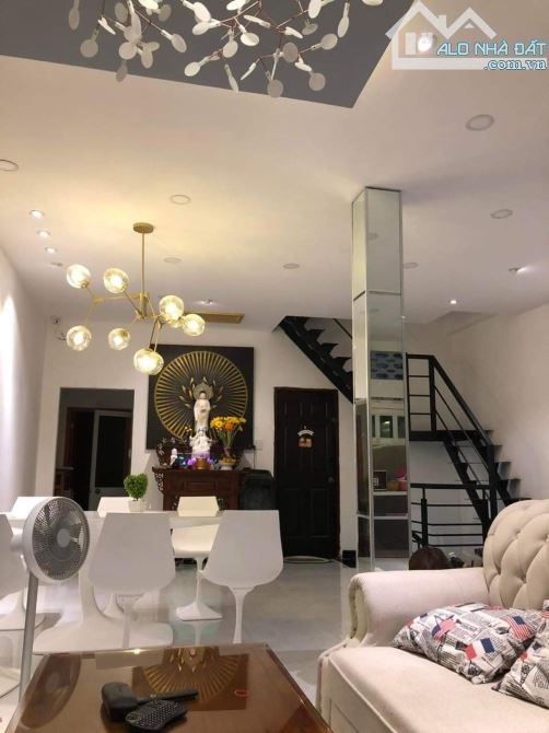 Bán Nhà 3 lầu Hẻm xe hơi K300 P.12 Q.TB DT, 7x20m CN 130m2 Giá 17.5 tỷ TL - 2