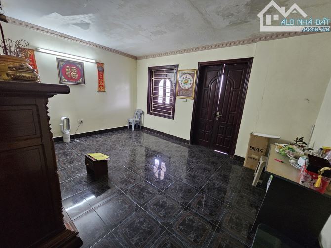 Bán nhà mặt đường Hàng Kênh, gần Chợ Con, vỉa hè rộng - 2