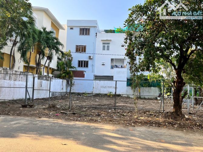CẦN BÁN LÔ GÓC BIỆT THỰ KHU ĐÔ THỊ VĐT GIÁ 15,9 TỶ