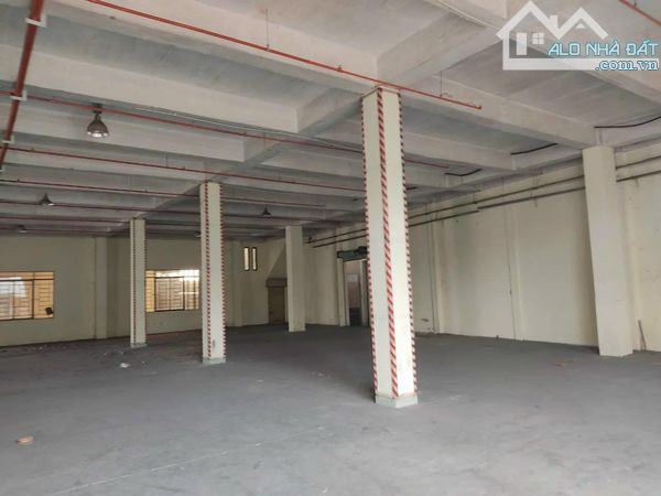 Xưởng cho thuê MTQL1A quận 12 DTKV  3.500m2