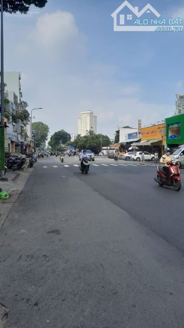 HÀNG KÍN CẦN BÁN NHANH - MẶT TIỀN AN PHÚ NGAY XA LỘ HÀ NỘI 15.2X27M CN 416M2 CHỈ 140TR/M2 - 3