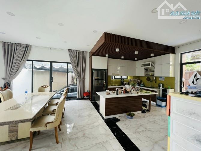 BIỆT THỰ LÔ GÓC 3 MT - HẦM 4 TẦNG 25M x 21M - HỒ CÁ KOI HƠN CHỤC TỶ - HÀ HUY GIÁP 4x TỶ - 3