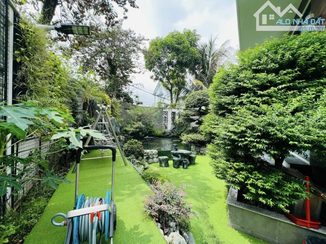 BIỆT THỰ LÔ GÓC 3 MT - HẦM 4 TẦNG 25M x 21M - HỒ CÁ KOI HƠN CHỤC TỶ - HÀ HUY GIÁP 4x TỶ - 8