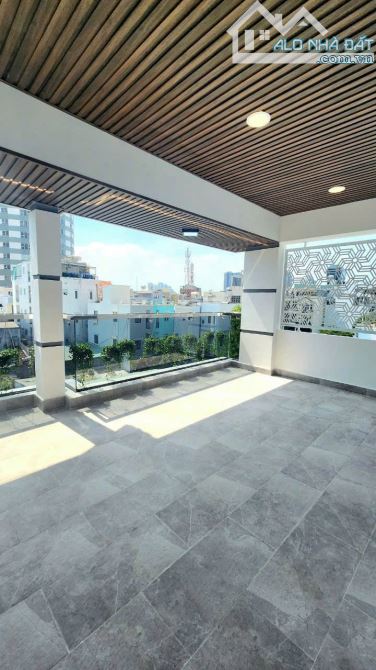 Bán nhà quận 7, Hoàng Quốc Việt, 5 tầng (ngang 5m) chỉ nhỉnh 11 tỷ