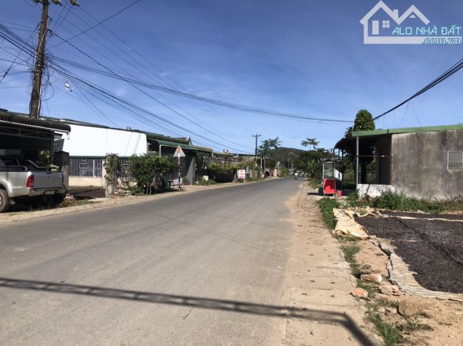4 sào 51m mặt tiền Bảo Lộc. view toàn cảnh