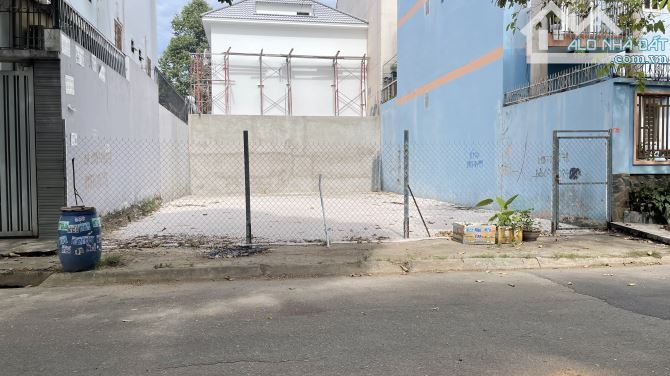 15 tỷ - Bán lô đất xây biệt thự 10x17.5 sát mặt tiền đường linh trung ,tp . Thủ Đức .hcm