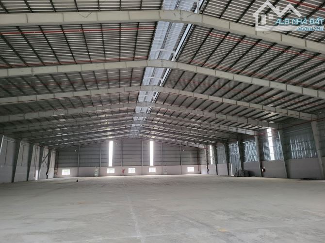 Cho thuê 2.800 m2 , 3.300 m2 , 3.300m2 Kho xưởng mới ngay sát KCN Nam Tân Uyên - 1