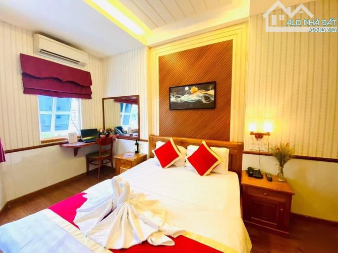 BÁN KHÁCH SẠN 7 TẦNG CÓ THANG MÁY KHU VIP TÊN LỬA, 6X23M, 23 PHÒNG, GIÁ CHỈ 24 TỶ. TL - 2