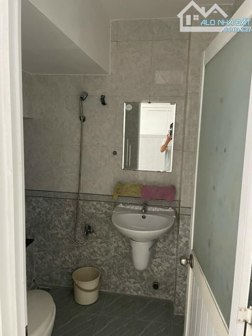 Bán nhà Gò Vấp hẻm 12/ Quang Trung, P.12 gần Chợ Cầu giá 4 tỷ 250tr /47m2 1L - 8