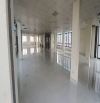Cho thuê mặt bằng tầng 8 toà nhà mặt đường Lê Hồng Phong, dtsd 400m2 thông sàn, giá 45tr