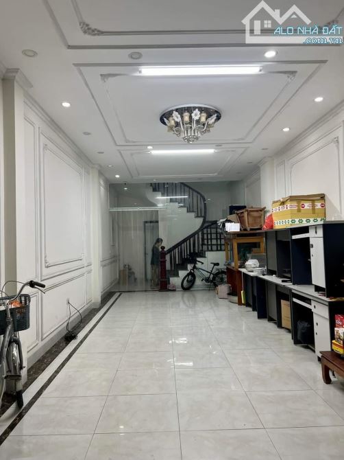 Chỉ 5 tỷ hơn nhà 40m2 Phân Lô ô tô, 1 nhà ra mặt phố ngay Nguyễn Văn Lộc – KĐT Mỗ Lao - 2