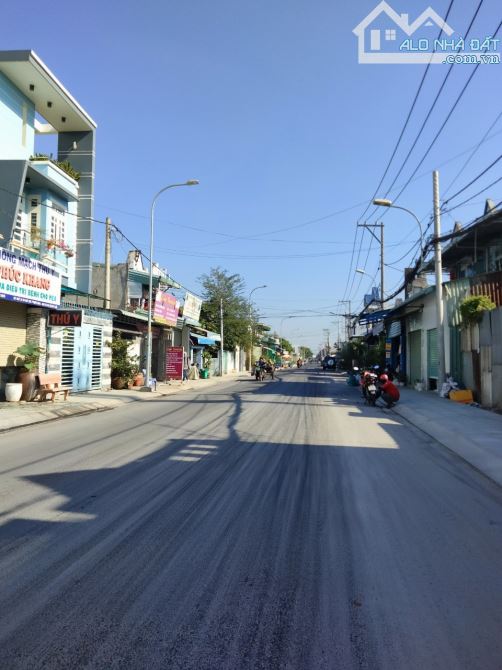 GẤP BÁN GIẢM 3 TỶ - GIÁ MỚI 12.5 TỶ- ĐẤT CHỢ HÓC MÔN - BÙI THỊ LÙNG - 640M2 (15 * 45) - 3