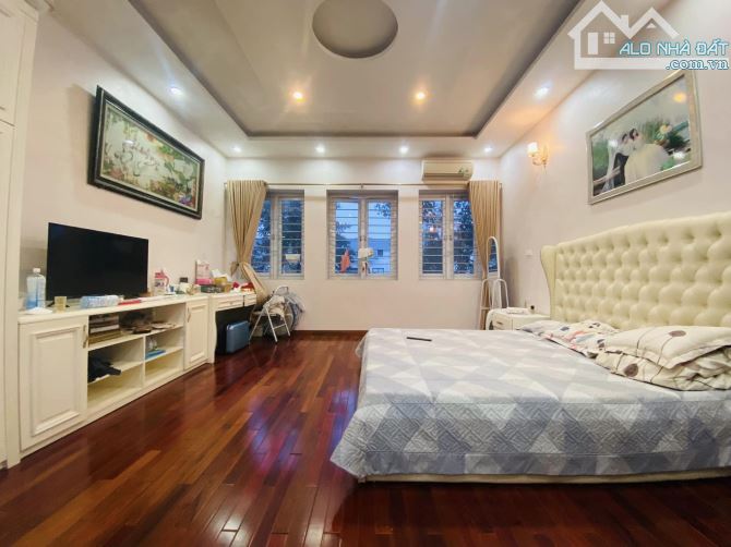 bán nhà khương trung thanh xuân 45m giá 6.1 tỷ ô tô đỗ cửa . - 3