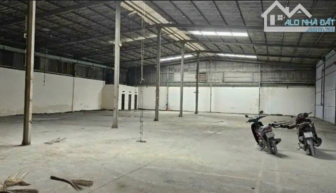 Cho thuê nhà xưởng 1000m2, 2000m2 gần Quốc lộ, An Phú Đông