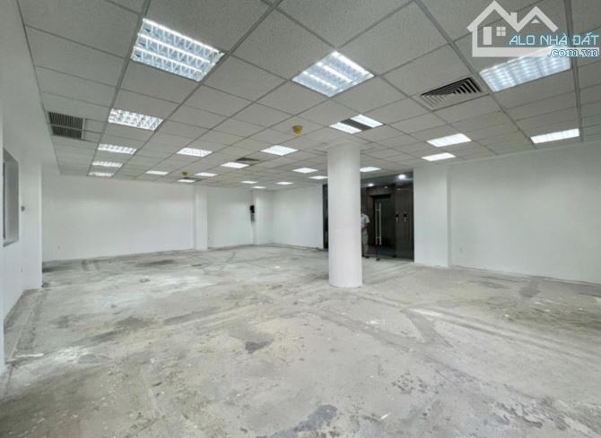 Cho thuê văn phòng giá rẻ, 120m2 và 230m2 Đường Cao Thắng, Quận 3 - 2