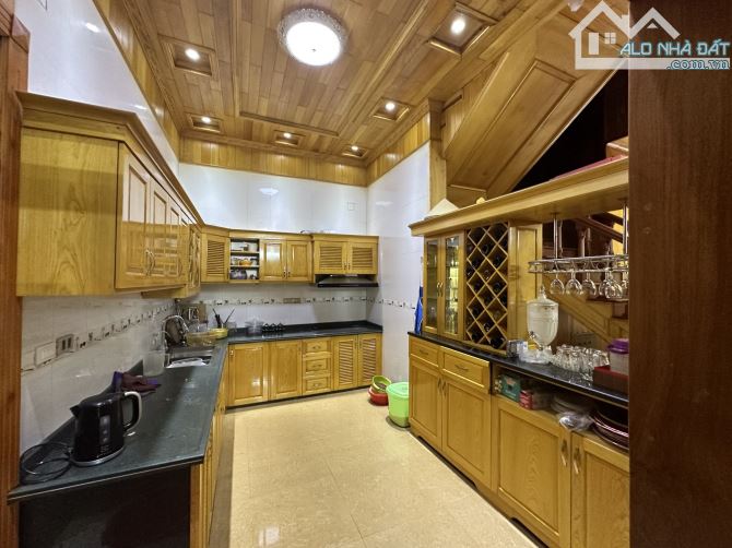 Bán biệt thự view biển mặt đường Huỳnh Thúc Kháng , Hạ Long , Quảng Ninh - 12