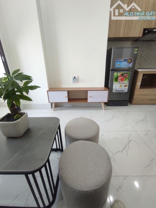 TÒA CHDV VĂN QUÁN 2 MẶT THOÁNG, PHÂN LÔ Ô TRÁNH VỈA HÈ 100M2 7T THANG MÁY 22PKK - 2