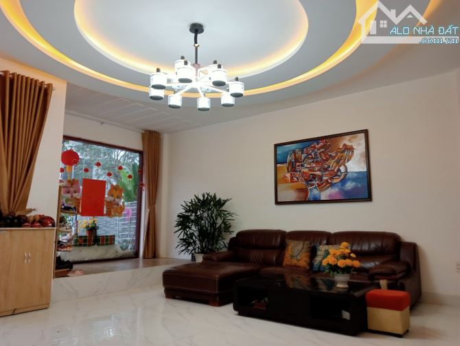 Bán nhà 3 tầng khu đô thị Ecocharm Đà Nẵng giá tốt