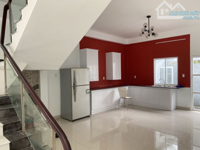 Biệt Thự Ven Sông Bình Lợi, P13, Bình Thạnh 145m2, View Sông Cực Đẹp, 16.5 tỷ TL - 4