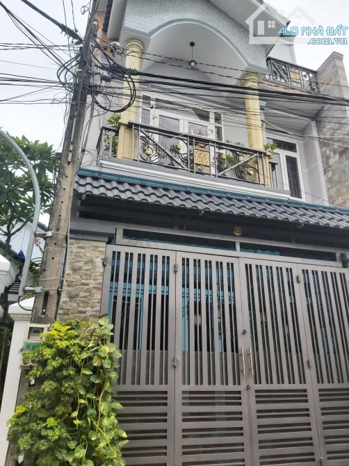 Chủ Gấp bán nhà 200m2 gần Quốc Lộ 22 Song Hành Nguyễn Ảnh Thủ, Lô góc - 2