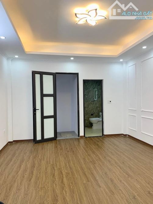 3.8 tỷ, 40m2x5T, Ngõ 112 Trần Phú Phân Lô Ô Tô Lô Góc Kinh Doanh - 2