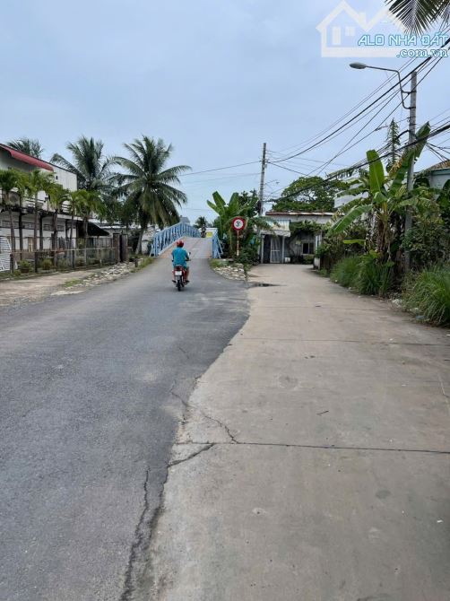 bán đất mặt tiền đường chợ mỹ khánh bông vang , xe hơi tới đất dtsd trên 530m2 - 2