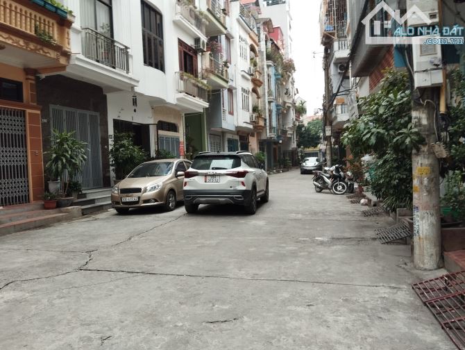 Bán nhà VT Thủy Lợi, Trần Thủ Độ 35m 4 tầng, lô góc  gara ô tô, kinh doanh, văn phòng 9 tỷ