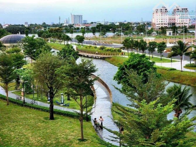 Bán biệt thự đơn lập view sông Sài Gòn khu Vạn Phúc City, P. Hiệp Bình Phước,Tp.thủ đức. - 1