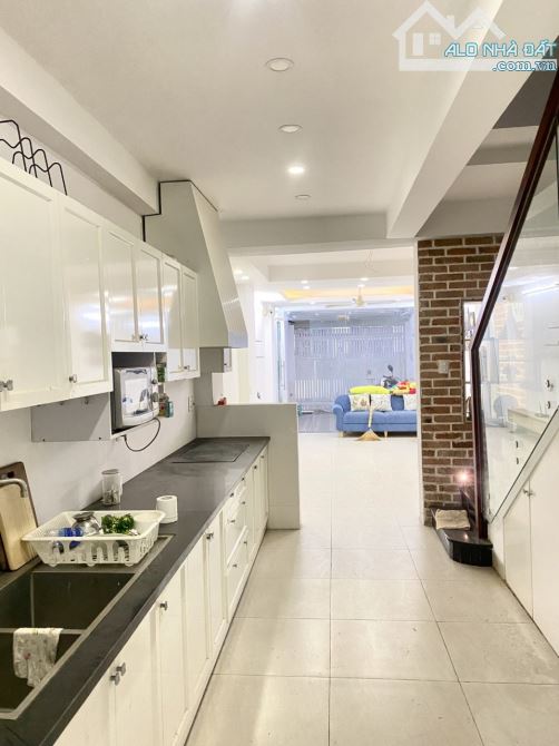BÁN GẤP! Nhà mới HXH sát MT Phan Văn Trị, P12, Bình Thạnh, 75m2, Giá 8 tỷ TL