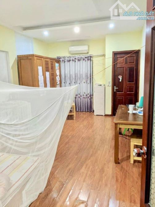 Bán nhà Lạc Long Quân ngõ thông ô tô 40m 4 tầng 6.8 tỷ - 5