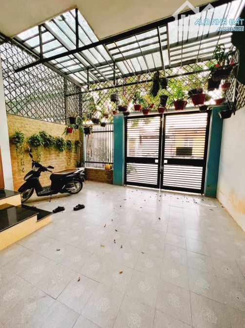 Bán nhà Liền Kề Khu Đô Thị Mỹ Đình 1, Dt 90m2 x 4 tầng, giá 21.5 tỷ.