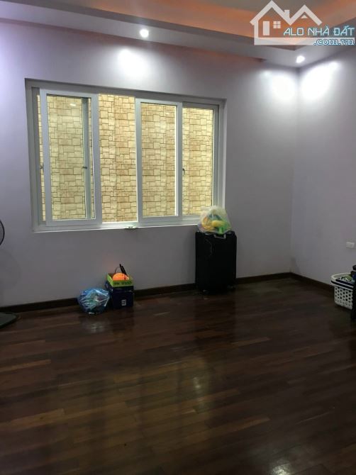 Bán nhà khu cao cấp Trần Phú, Ngô Quyền DT: 74.4m MT: 4.96m Giá: 13 tỷ Ms Minh - 5