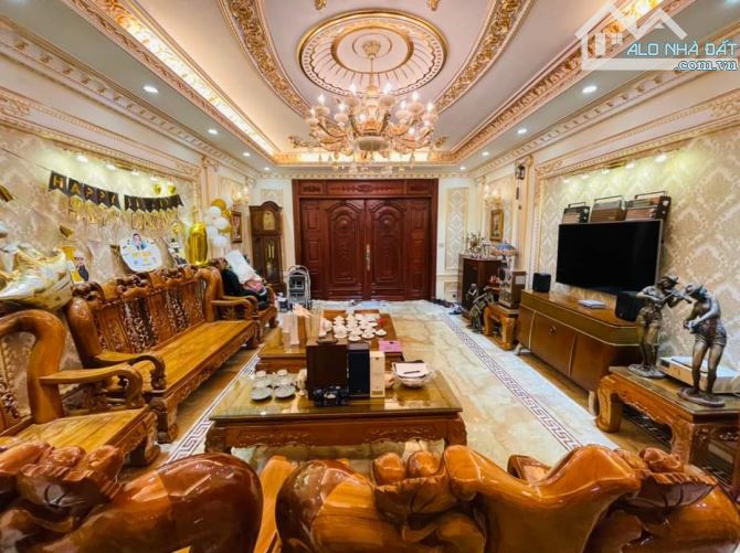 Bán Biệt thự phân lô Trung Kính, Cầu Giấy 180m 4 tầng MT 16m 55 tỷ