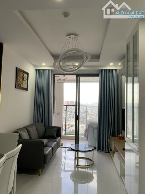 Bán Căn hộ Kingston , 3PN, Căn Góc , Nội Thất , Giá 7.6 Tỷ , Sắp Có Sổ