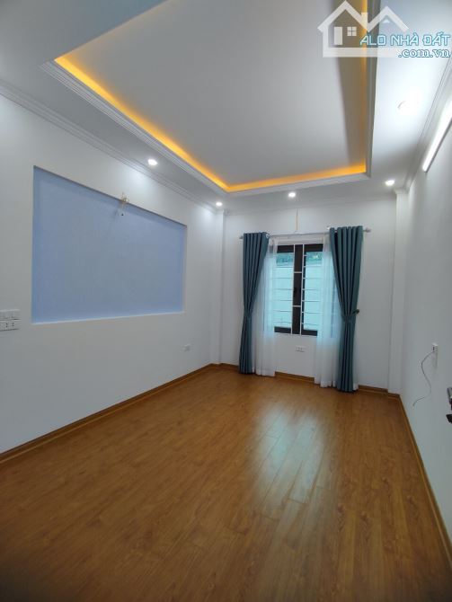 BÁN NHÀ ĐẸP PHÂN LÔ ÔT0 TRÁNH HOÀNG VĂN THÁI - THANH XUÂN  45M THANG MÁY CHỈ 12,5 TỶ - 1