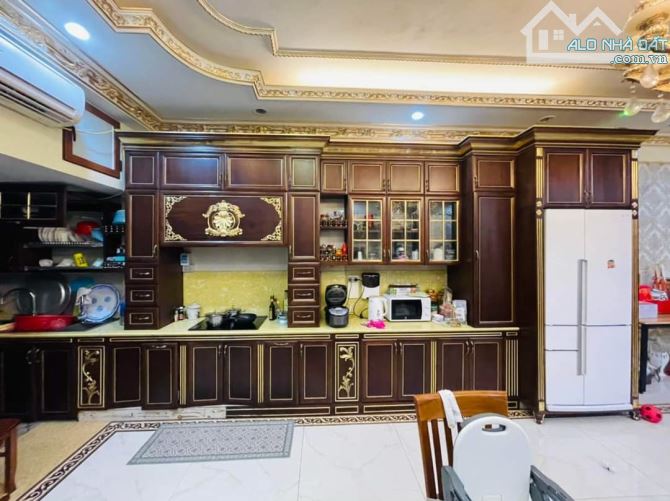 Bán Biệt thự phân lô Trung Kính, Cầu Giấy 180m 4 tầng MT 16m 55 tỷ - 3