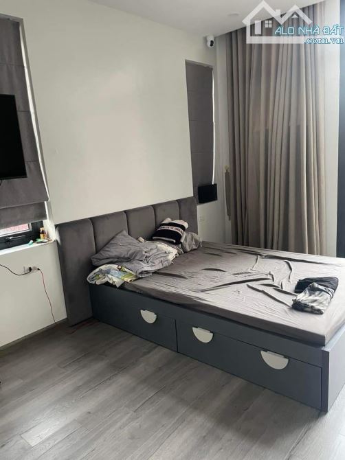MẶT PHỐ VIP GIA THỤY LONG BIÊN NGÕ THÔNG ÔTÔ TRÁNH VỈA HÈ KINH DOANH THANG MÁY. 13,9TỶ - 3