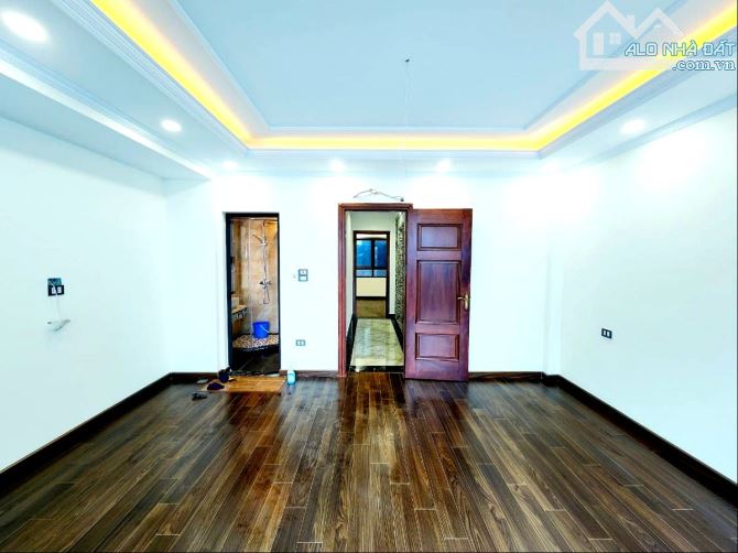 Giảm 1 tỷ Chủ cần bán gấp nhà phố Doãn Kế Thiện 62m2, 8T, lô góc, thang máy 2 mặt ngõ ô tô - 2