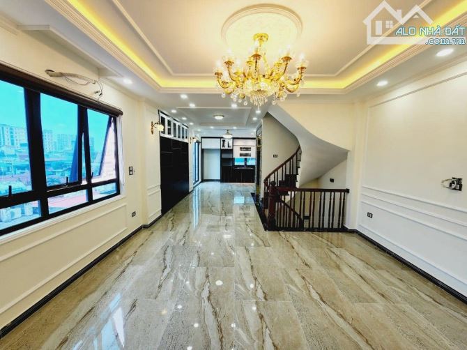 Giảm 1 tỷ Chủ cần bán gấp nhà phố Doãn Kế Thiện 62m2, 8T, lô góc, thang máy 2 mặt ngõ ô tô - 3