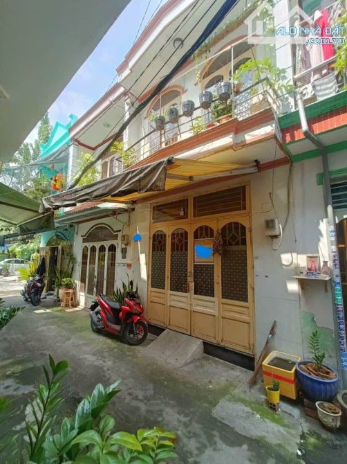 Bán nhà Q.10 hẻm 122/ đường Ngô Gia Tự P.9 giá 3,9 tỷ /30m2 1 lầu sổ hồng - 4